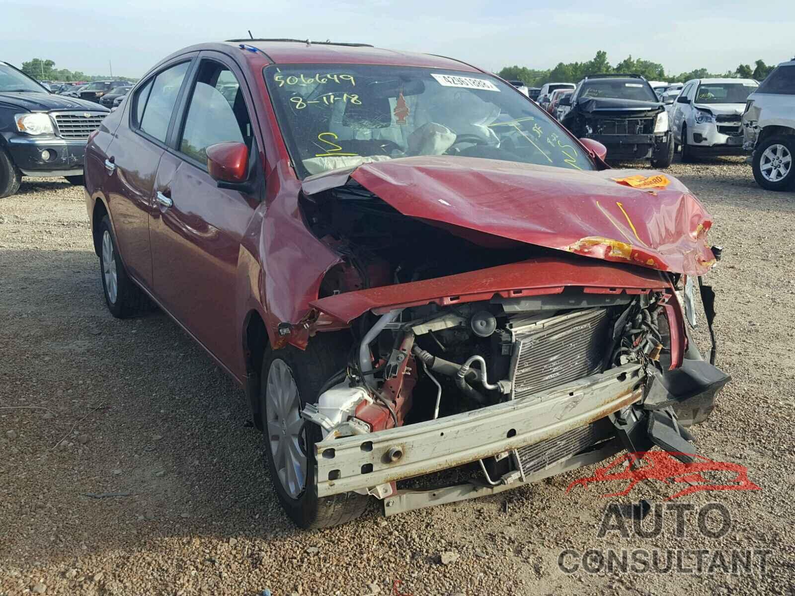NISSAN VERSA 2015 - 3N1CN7AP3FL844423