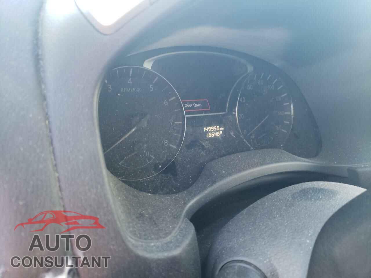 NISSAN PATHFINDER 2014 - 5N1AR2MM1EC685520