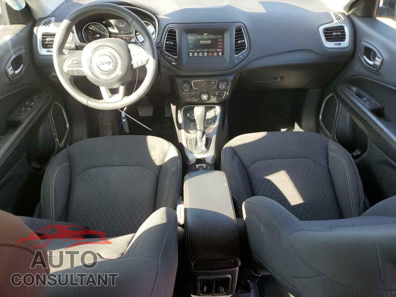 JEEP COMPASS 2020 - 3C4NJDAB8LT112899