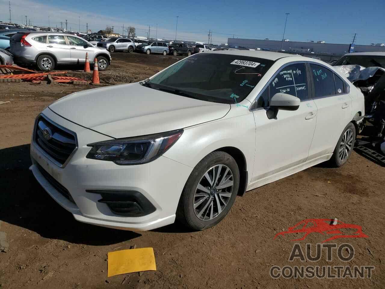 SUBARU LEGACY 2019 - 4S3BNAF69K3011849