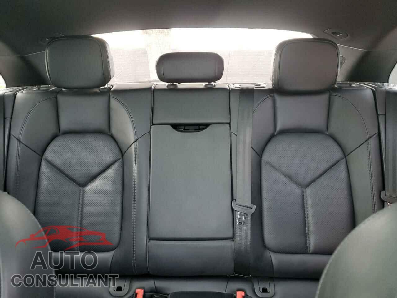 PORSCHE MACAN 2017 - WP1AA2A55HLB03298