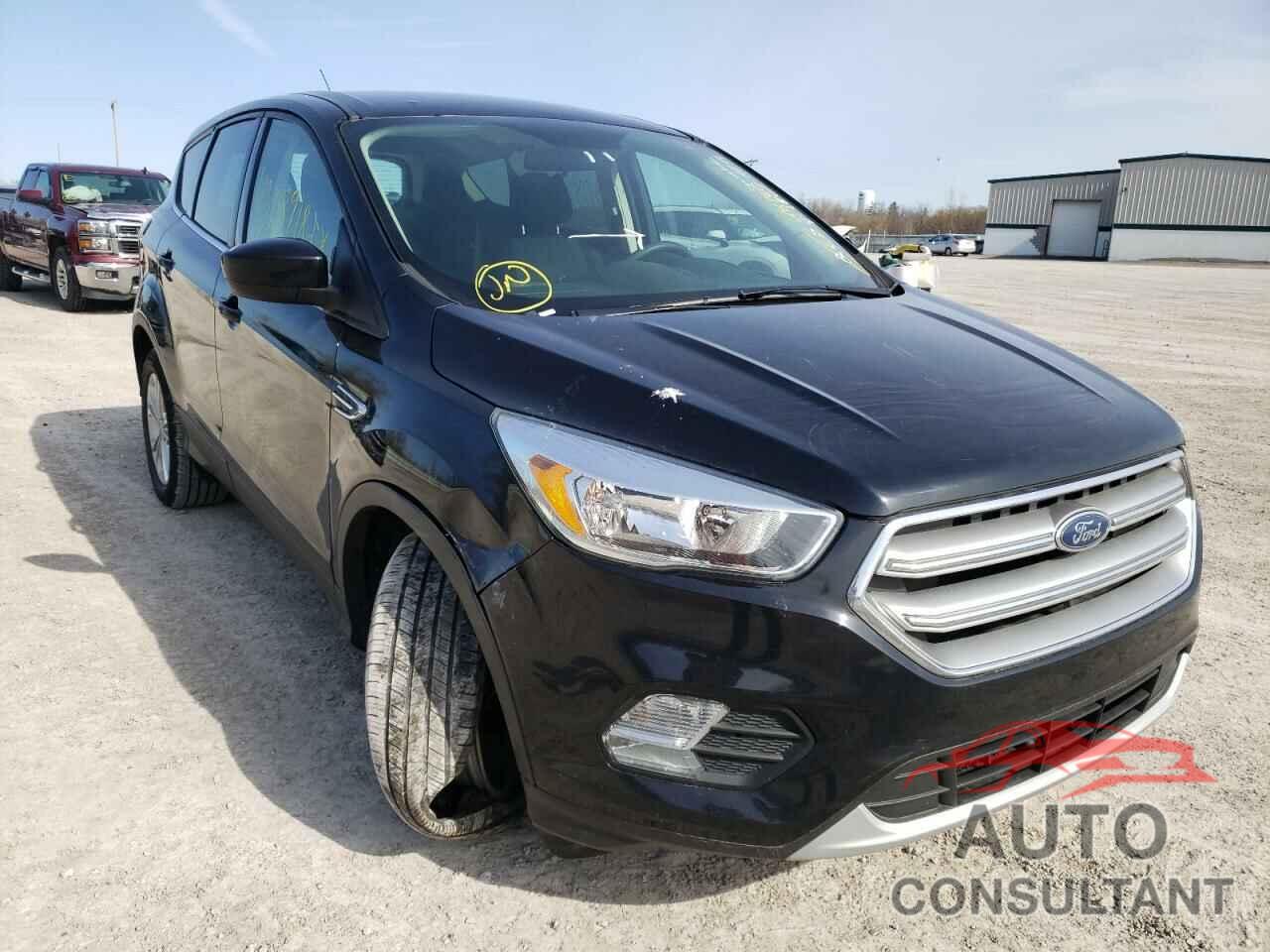 FORD ESCAPE 2017 - 1FMCU0G91HUB69160