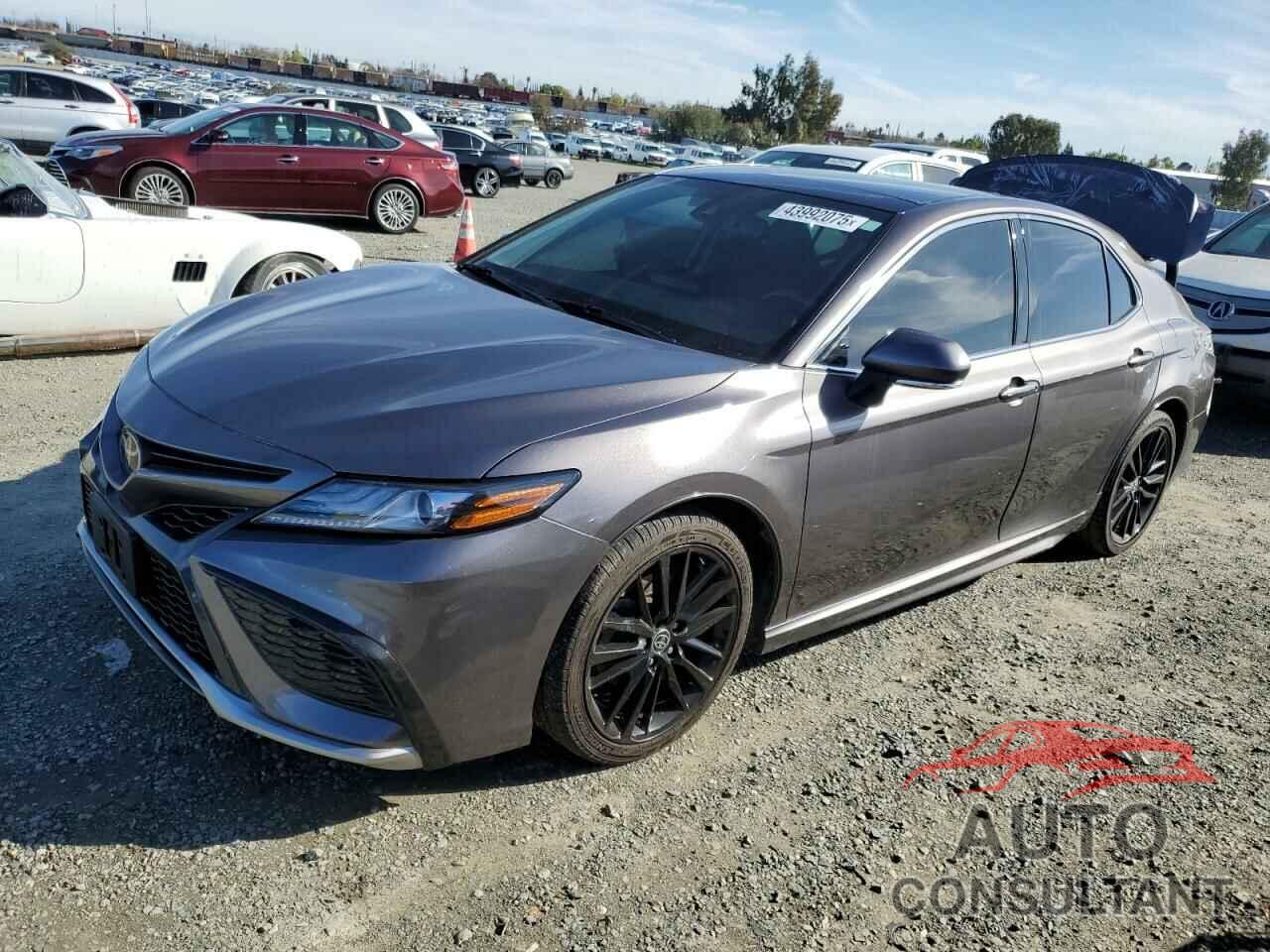 TOYOTA CAMRY 2021 - 4T1K61AK4MU586452