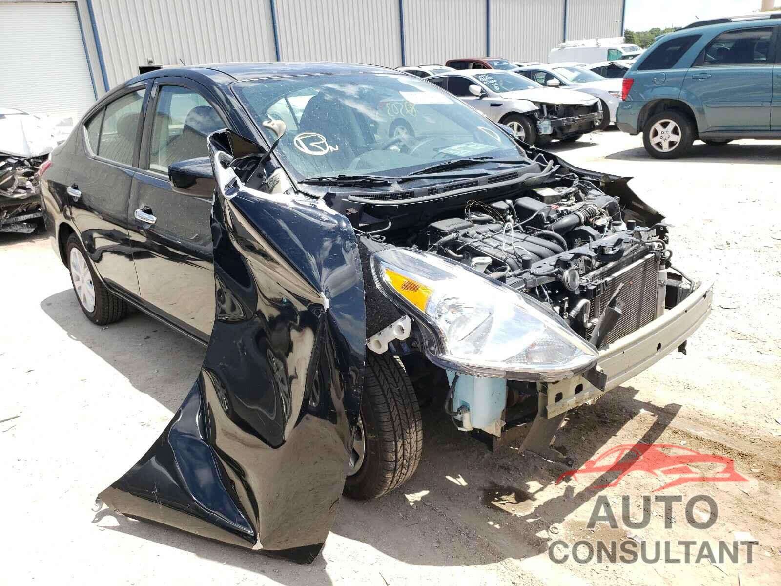 NISSAN VERSA 2018 - 3N1CN7AP6JL802238
