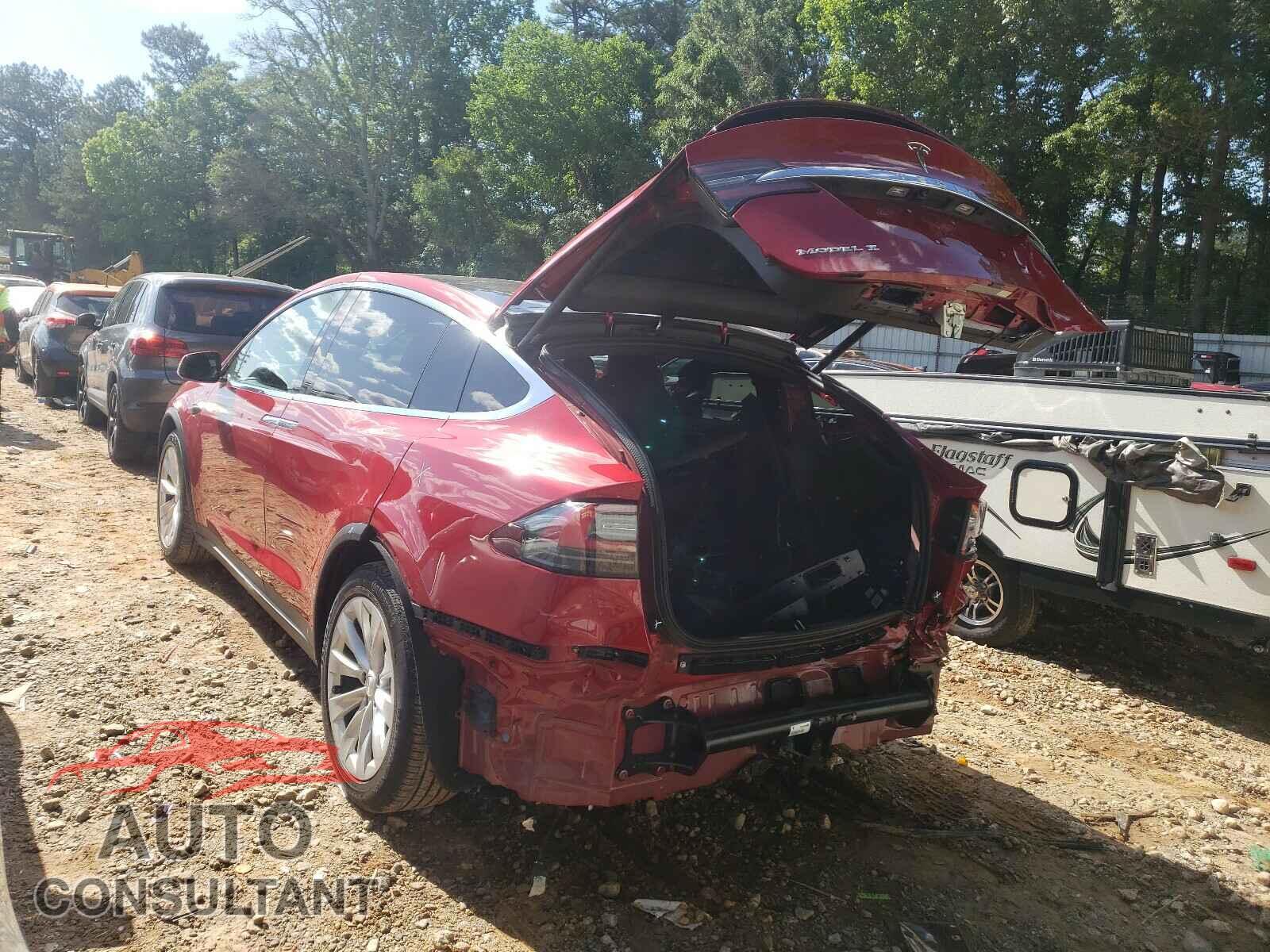 TESLA MODEL X 2017 - 5YJXCBE22HF046115