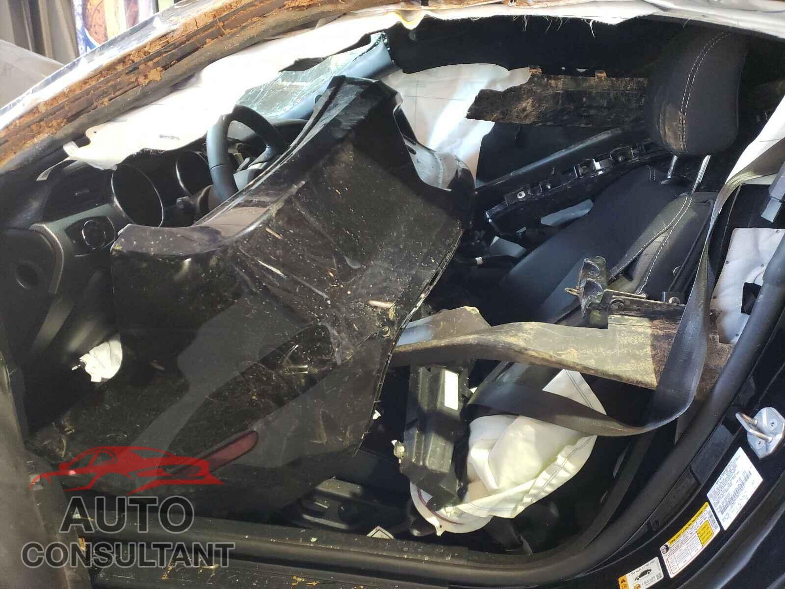 FORD MUSTANG 2021 - 1FA6P8CF3M5113413