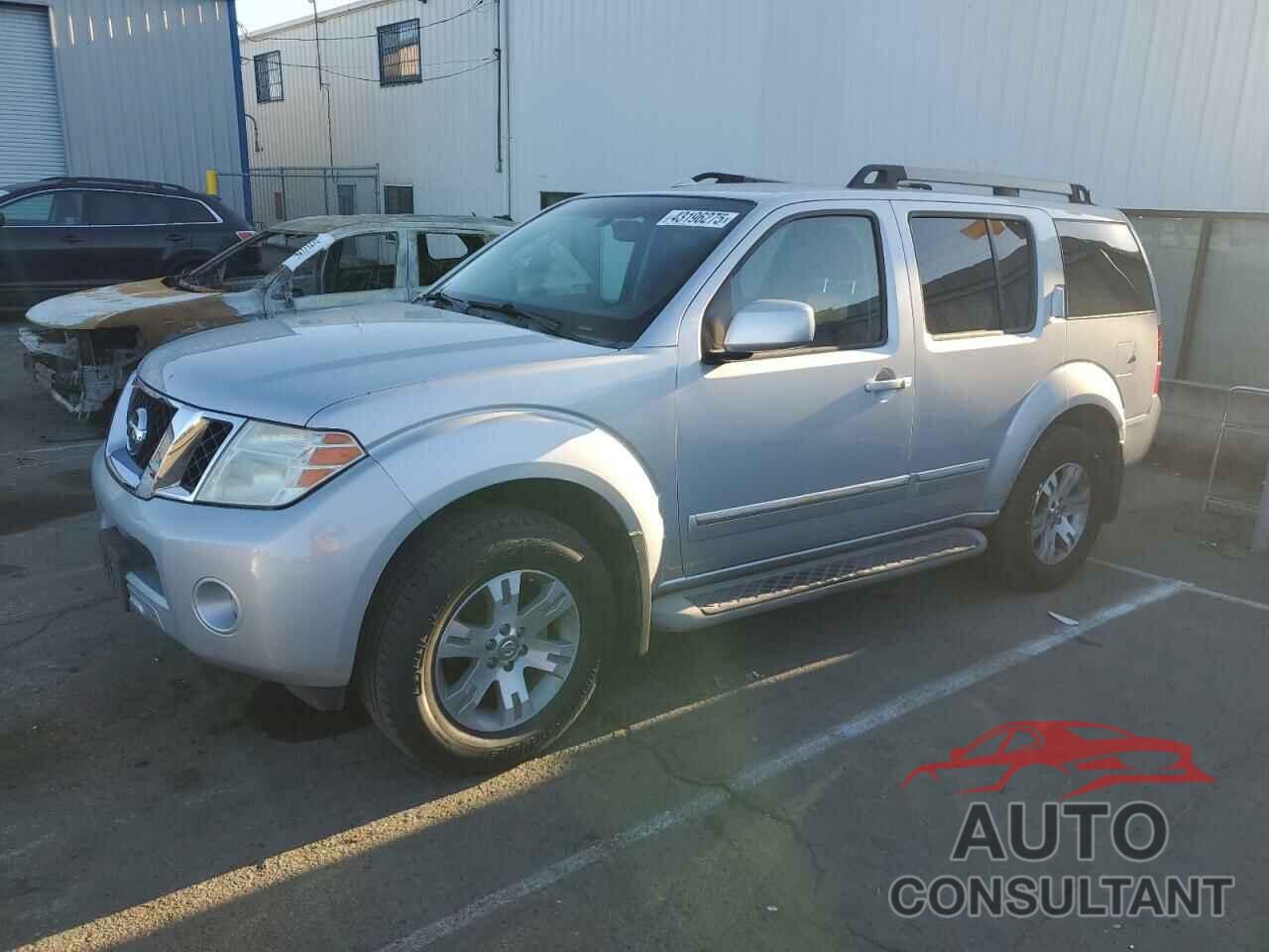 NISSAN PATHFINDER 2011 - 5N1AR1NB9BC627433