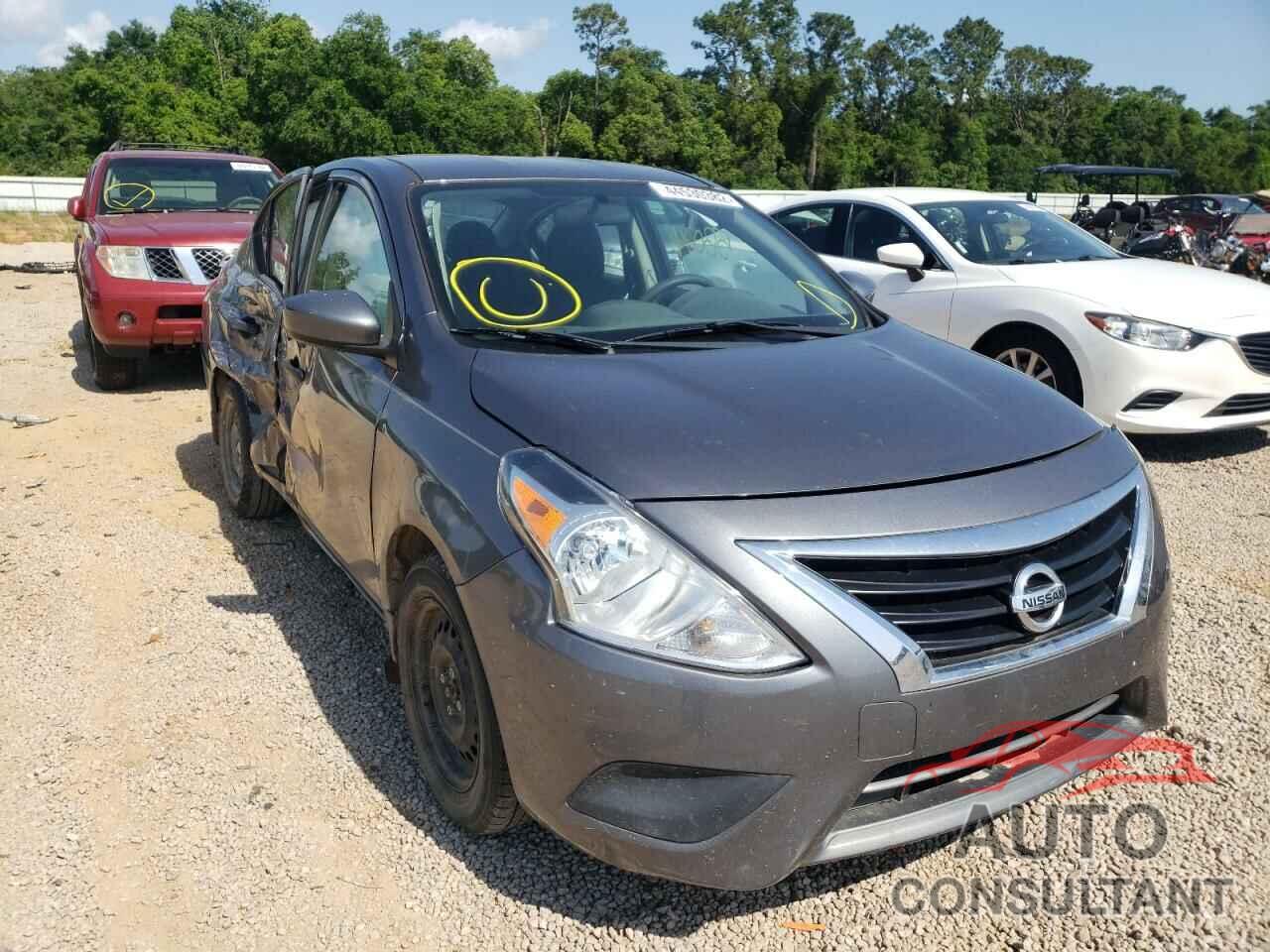 NISSAN VERSA 2018 - 3N1CN7AP3JL826027