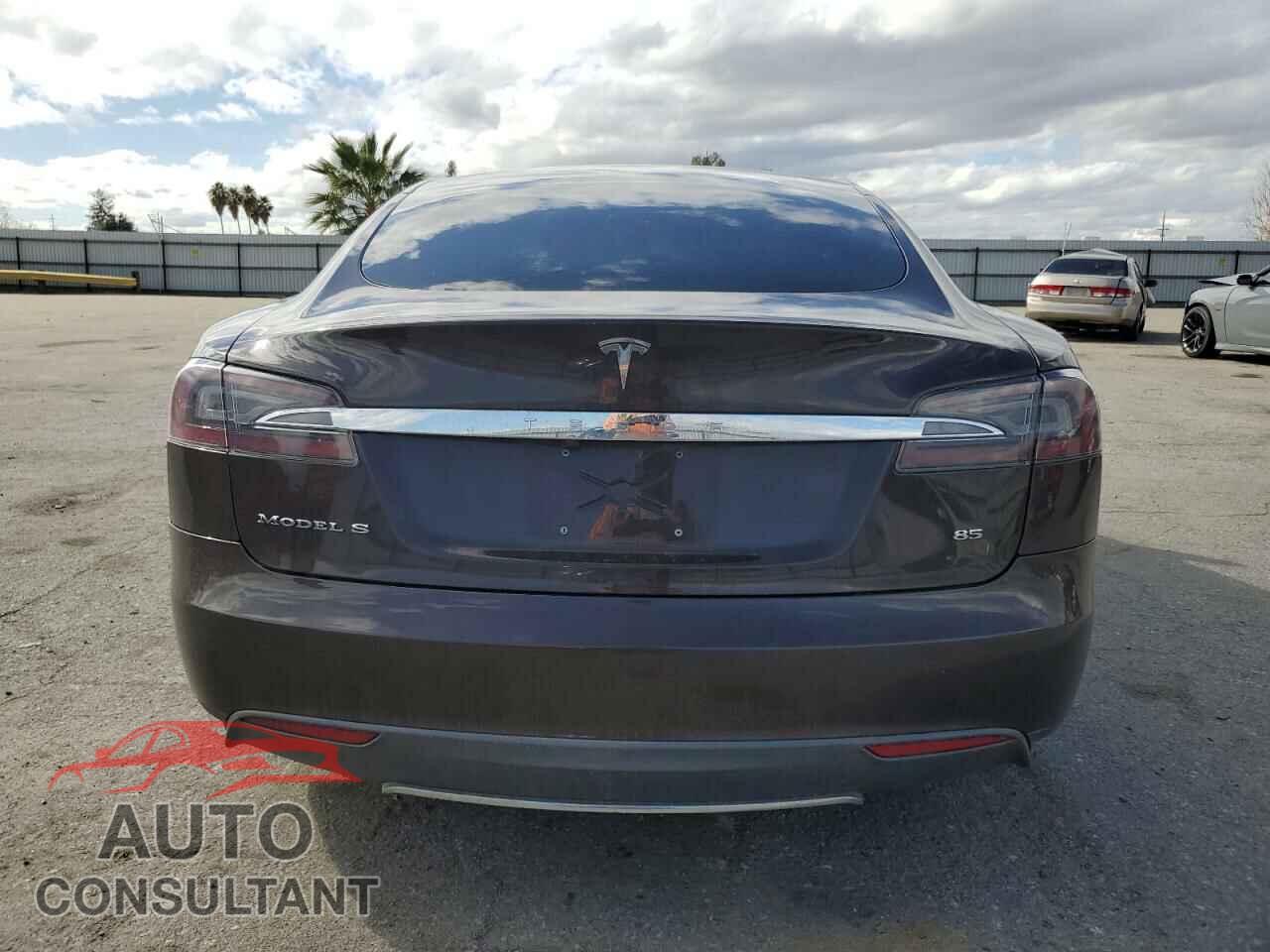 TESLA MODEL S 2013 - 5YJSA1DN7DFP13972