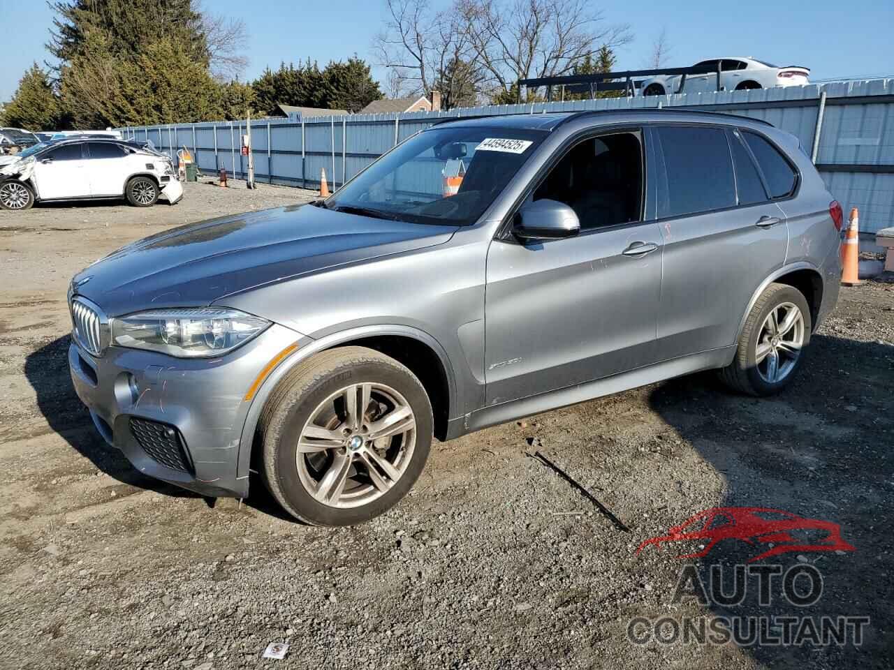 BMW X5 2014 - 5UXKR6C58E0C03834