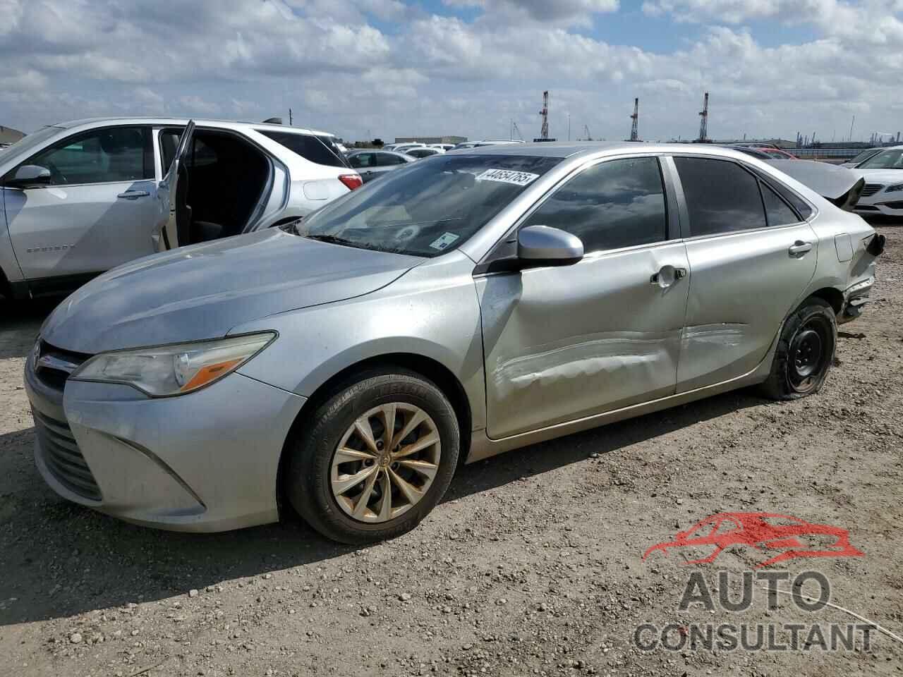 TOYOTA CAMRY 2016 - 4T4BF1FK2GR529962