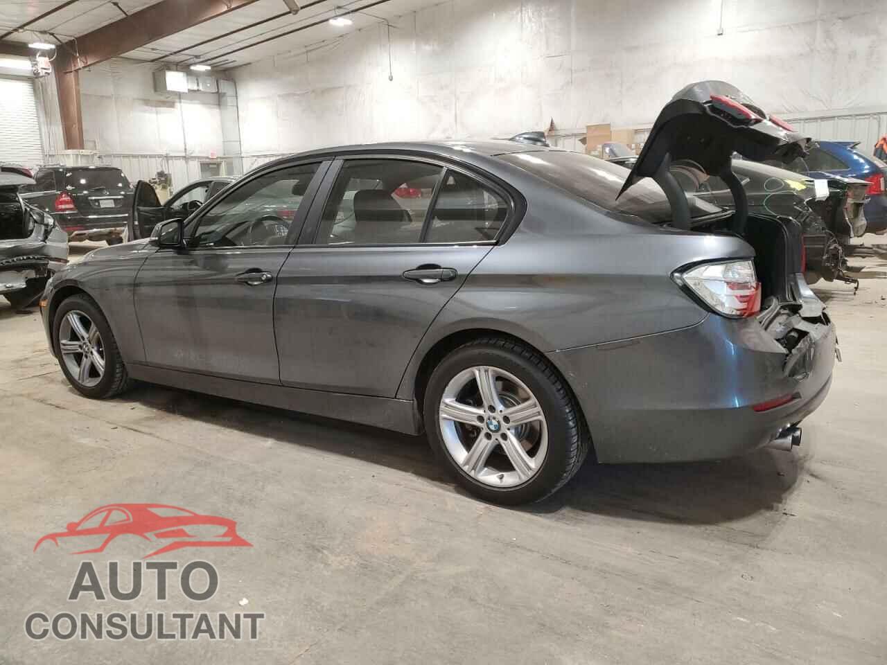 BMW 3 SERIES 2013 - WBA3B3C57DF539702