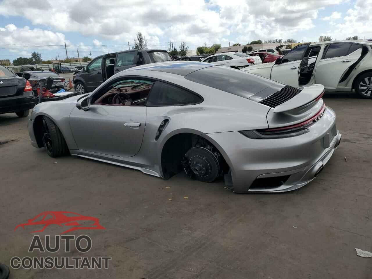 PORSCHE 911 2021 - WP0AD2A91MS257163