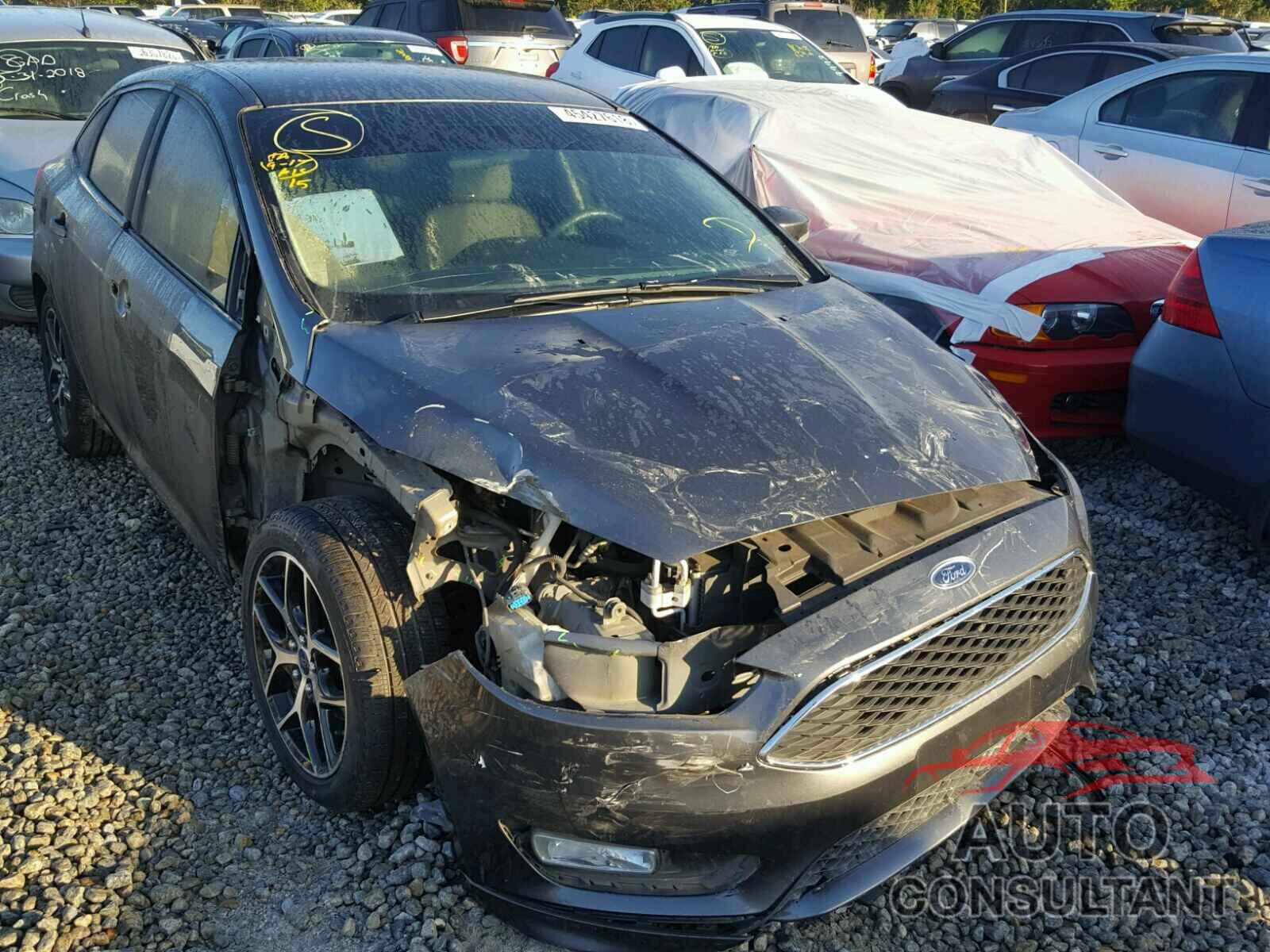 FORD FOCUS 2015 - 1FADP3F22FL252286
