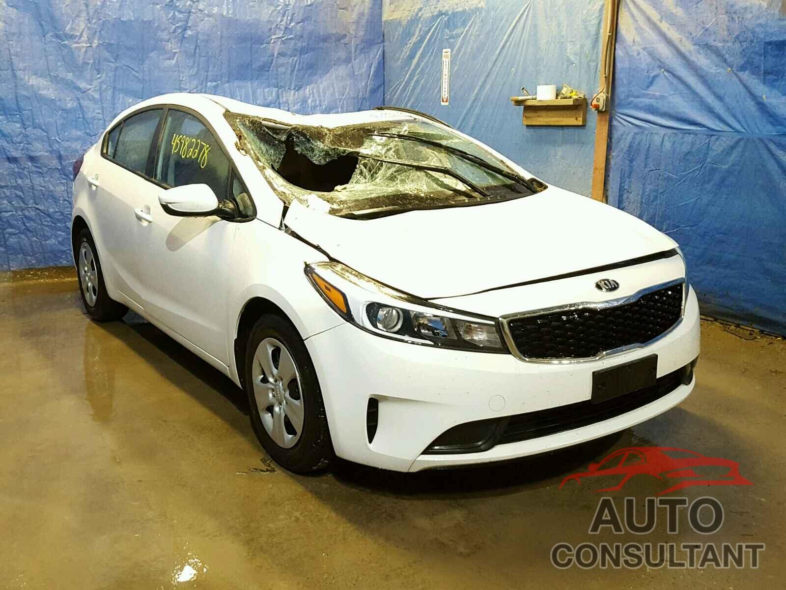 KIA FORTE 2018 - 3KPFK4A73JE280769