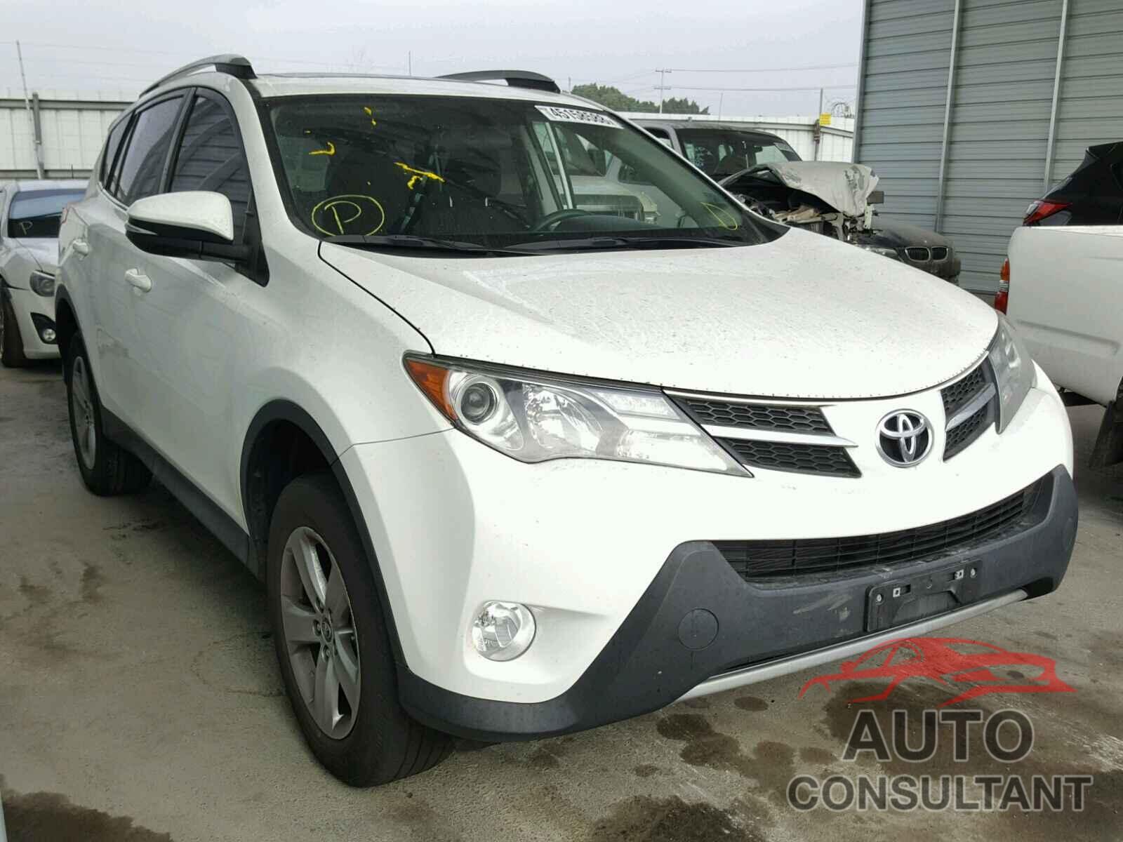 TOYOTA RAV4 XLE 2015 - 2T3WFREV7FW156364