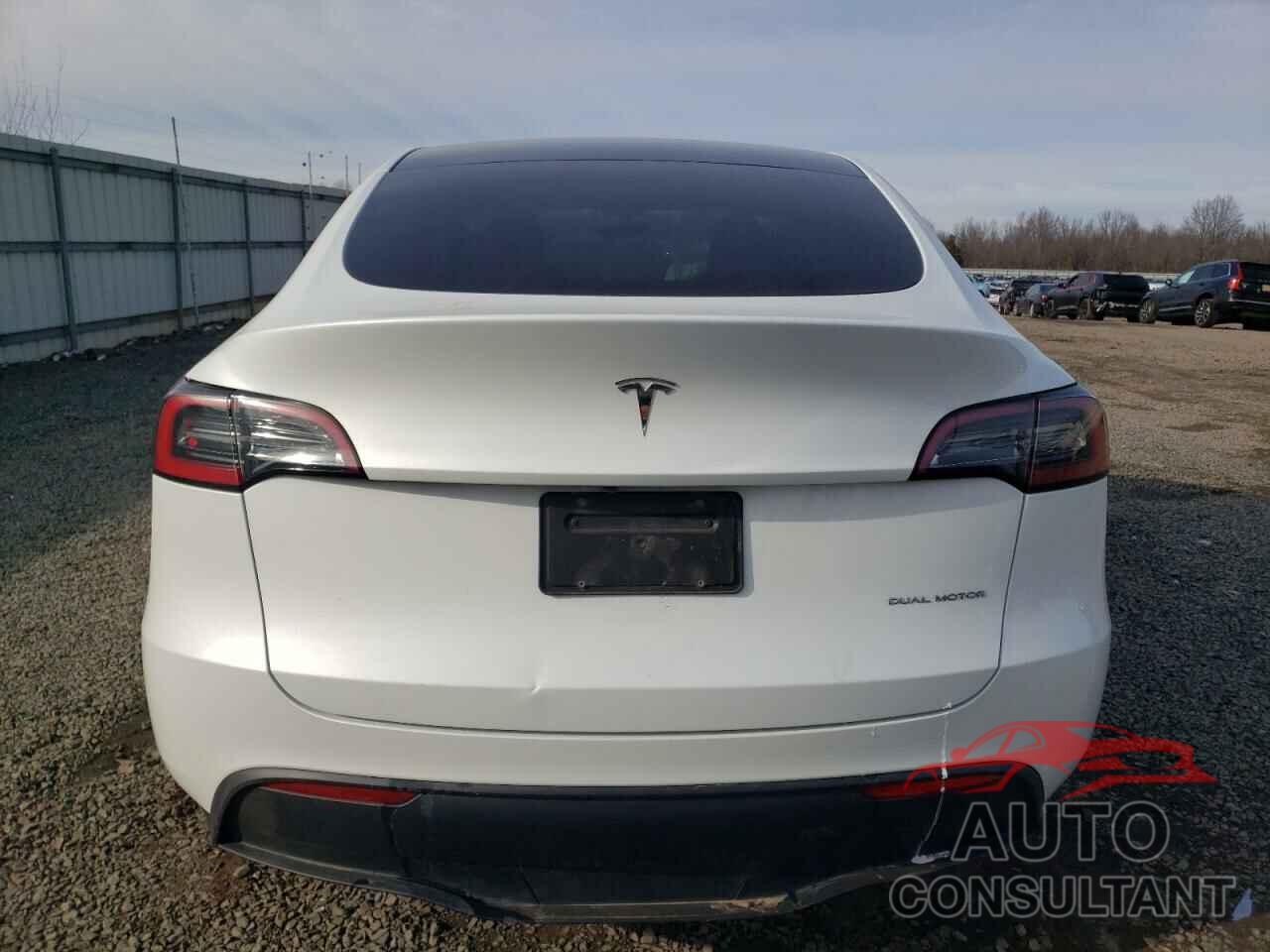 TESLA MODEL Y 2023 - 7SAYGDEE0PA065923