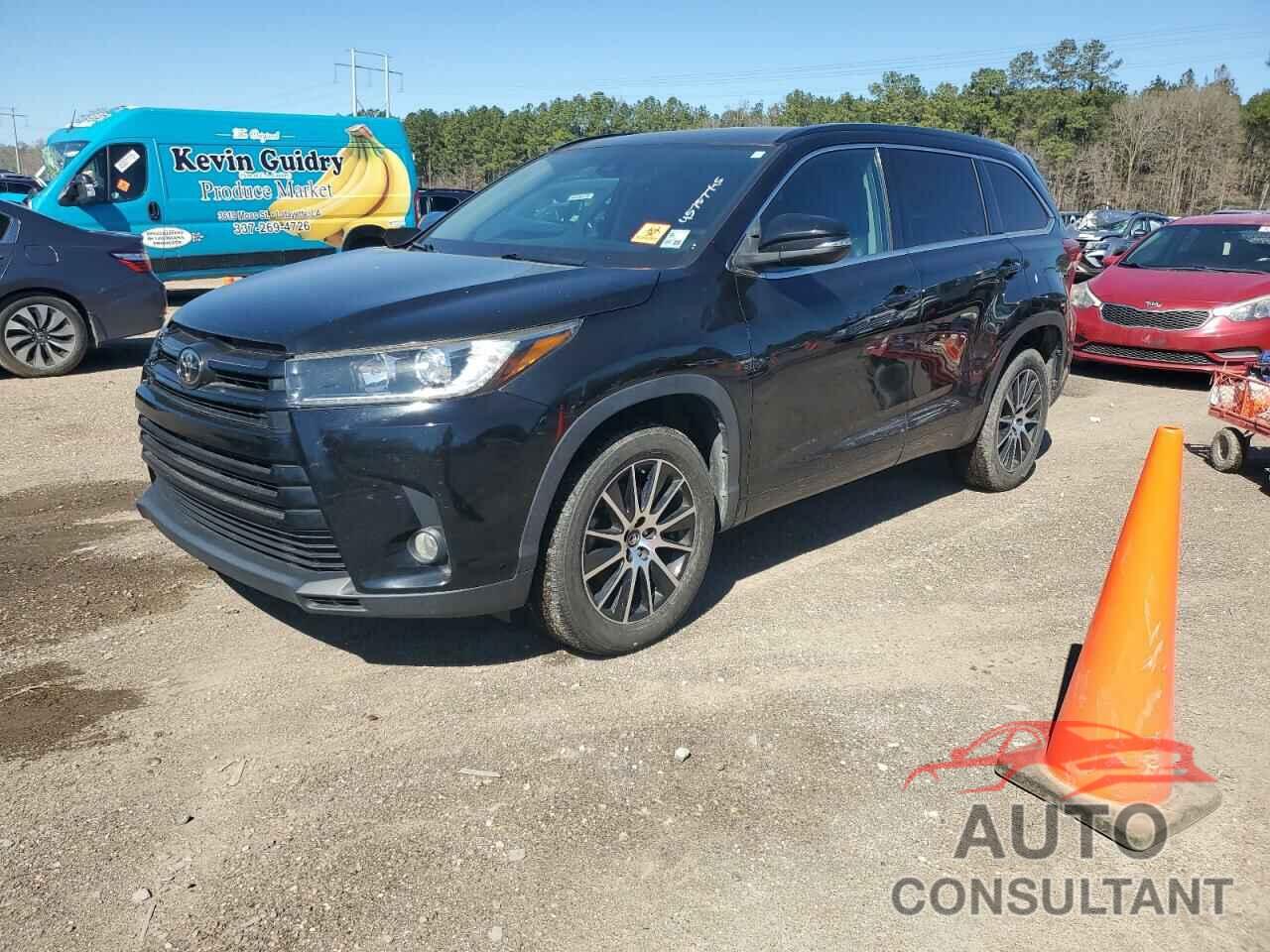 TOYOTA HIGHLANDER 2018 - 5TDKZRFH7JS287870