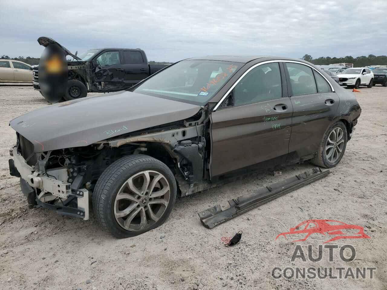 MERCEDES-BENZ C-CLASS 2018 - 55SWF4JB1JU251448