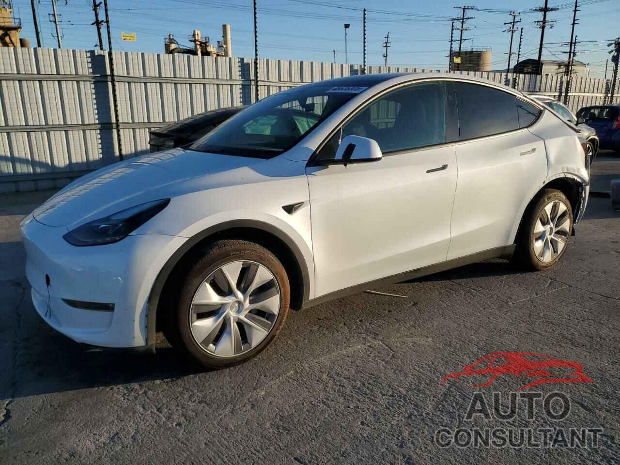 TESLA MODEL Y 2024 - 7SAYGDEE2RF088125