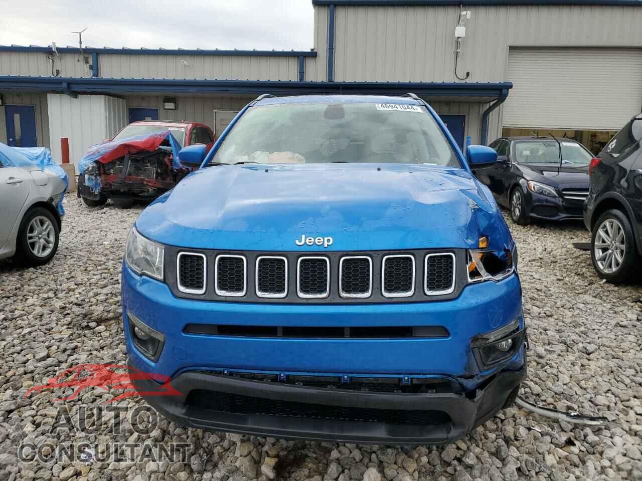 JEEP COMPASS 2018 - 3C4NJDBB2JT238090
