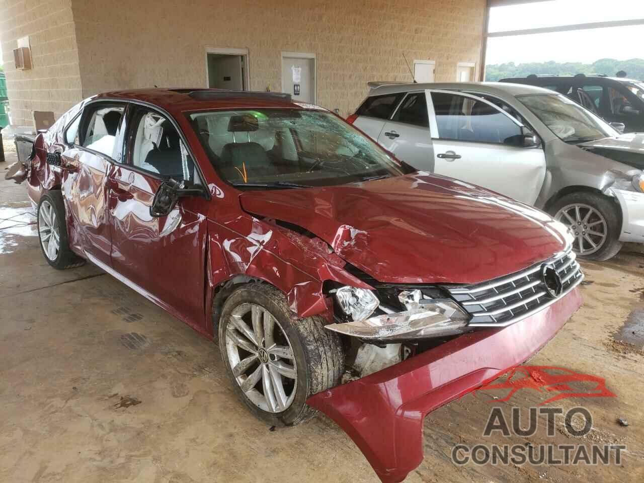 VOLKSWAGEN PASSAT 2019 - 1VWLA7A30KC008254