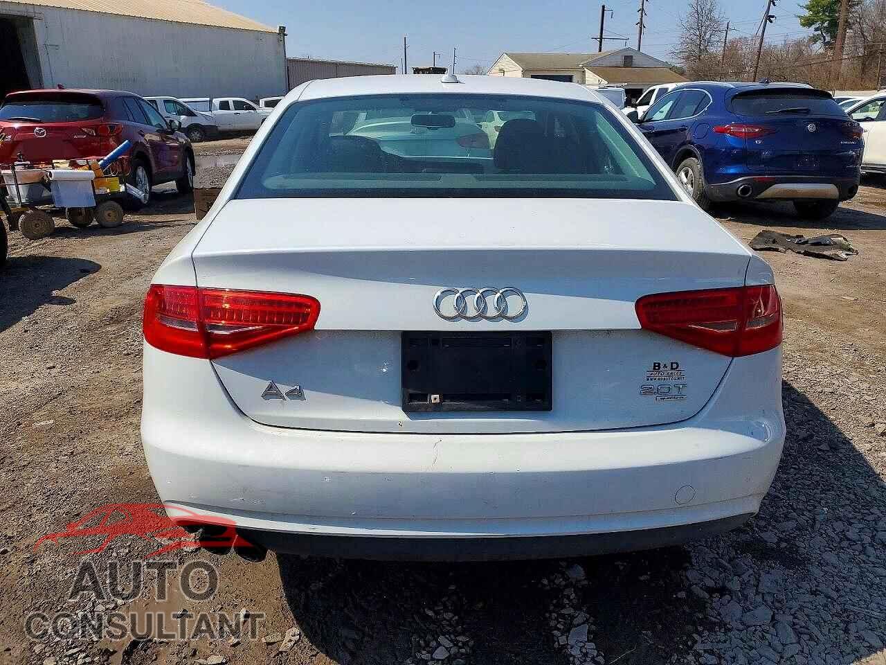 AUDI A4 2013 - WAUFFAFL2DN032339