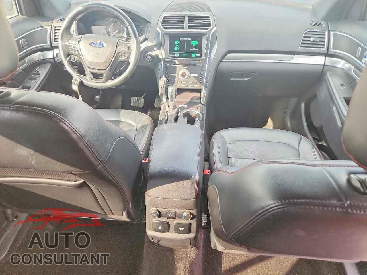 FORD EXPLORER 2018 - 1FM5K8GT0JGB50631
