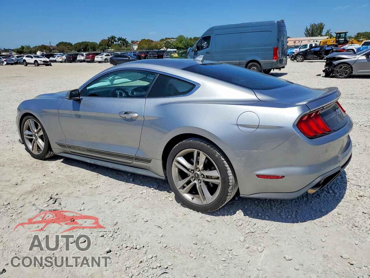 FORD MUSTANG 2021 - 1FA6P8TH2M5117048