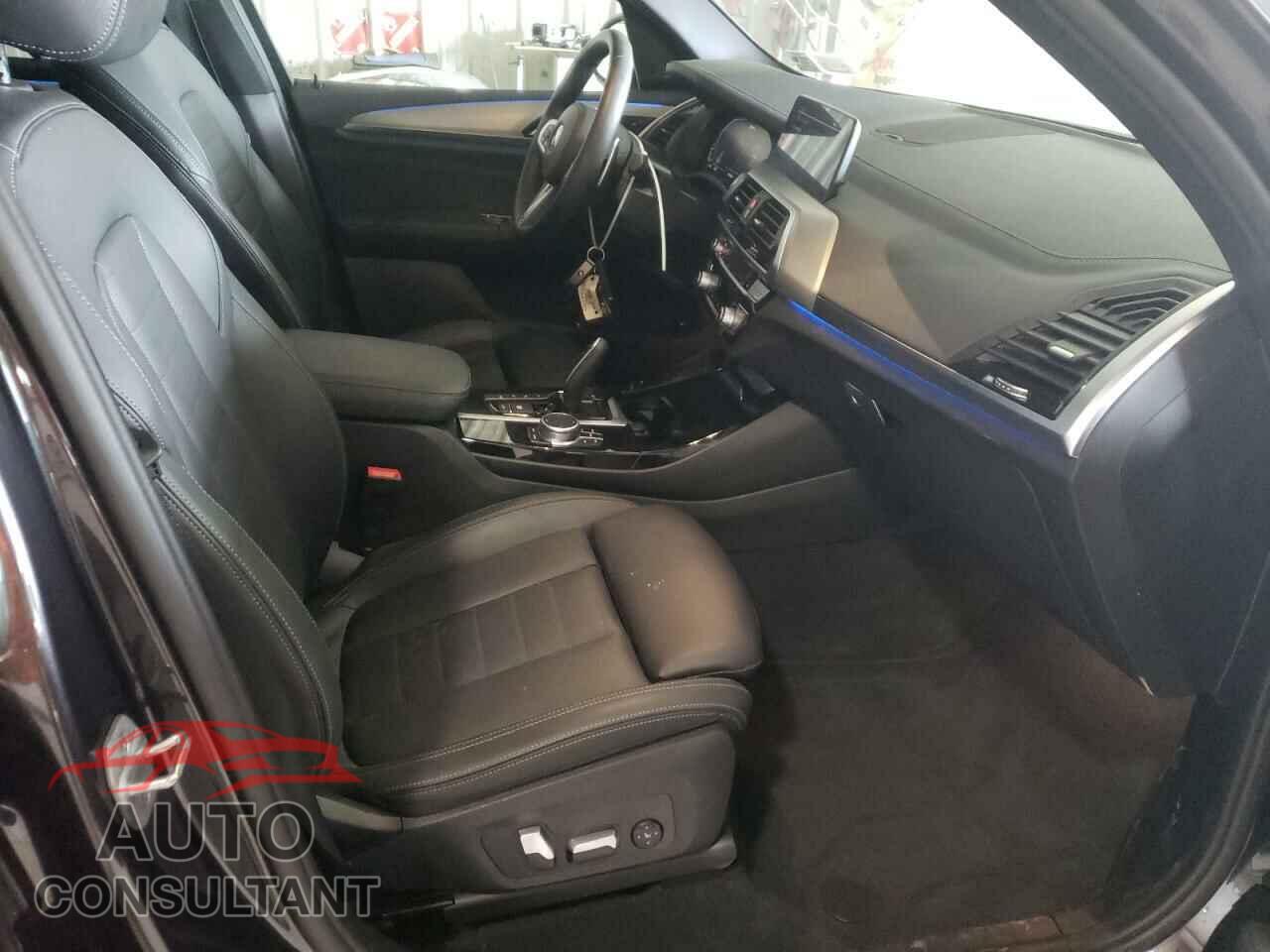 BMW X3 2021 - 5UXTS1C06M9F21235