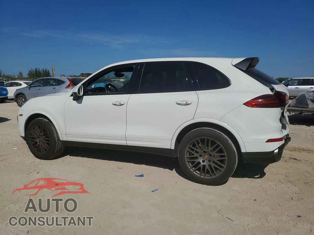PORSCHE CAYENNE 2017 - WP1AA2A22HKA84866