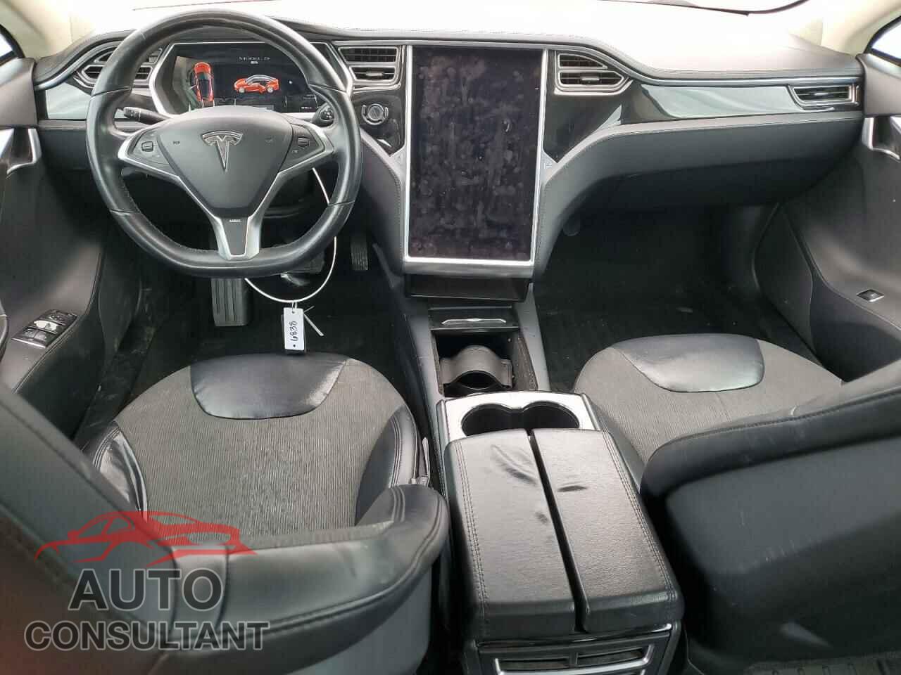 TESLA MODEL S 2013 - 5YJSA1CNXDFP14695