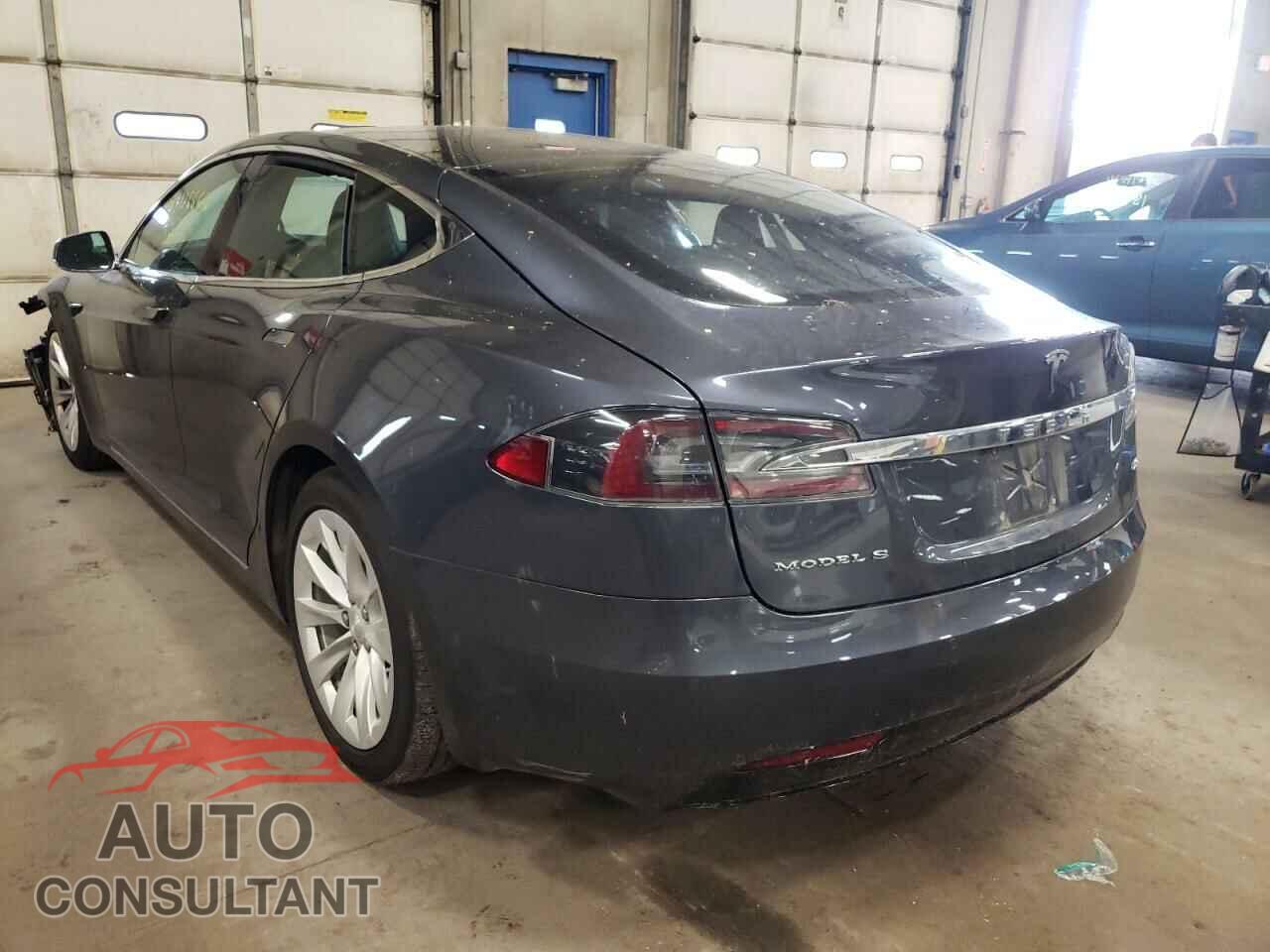 TESLA MODEL S 2017 - 5YJSA1E23HF192310
