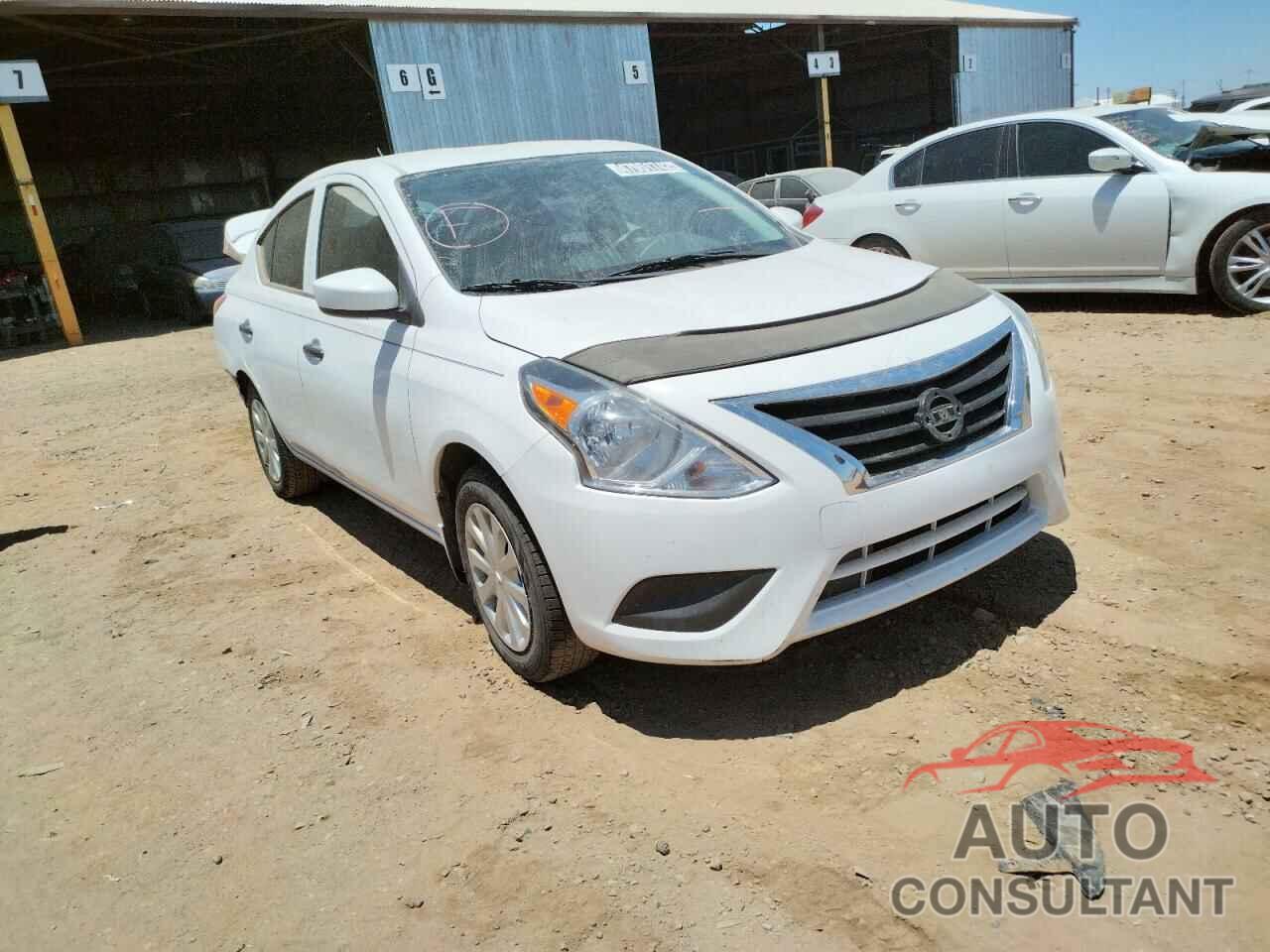 NISSAN VERSA 2017 - 3N1CN7AP8HL881812
