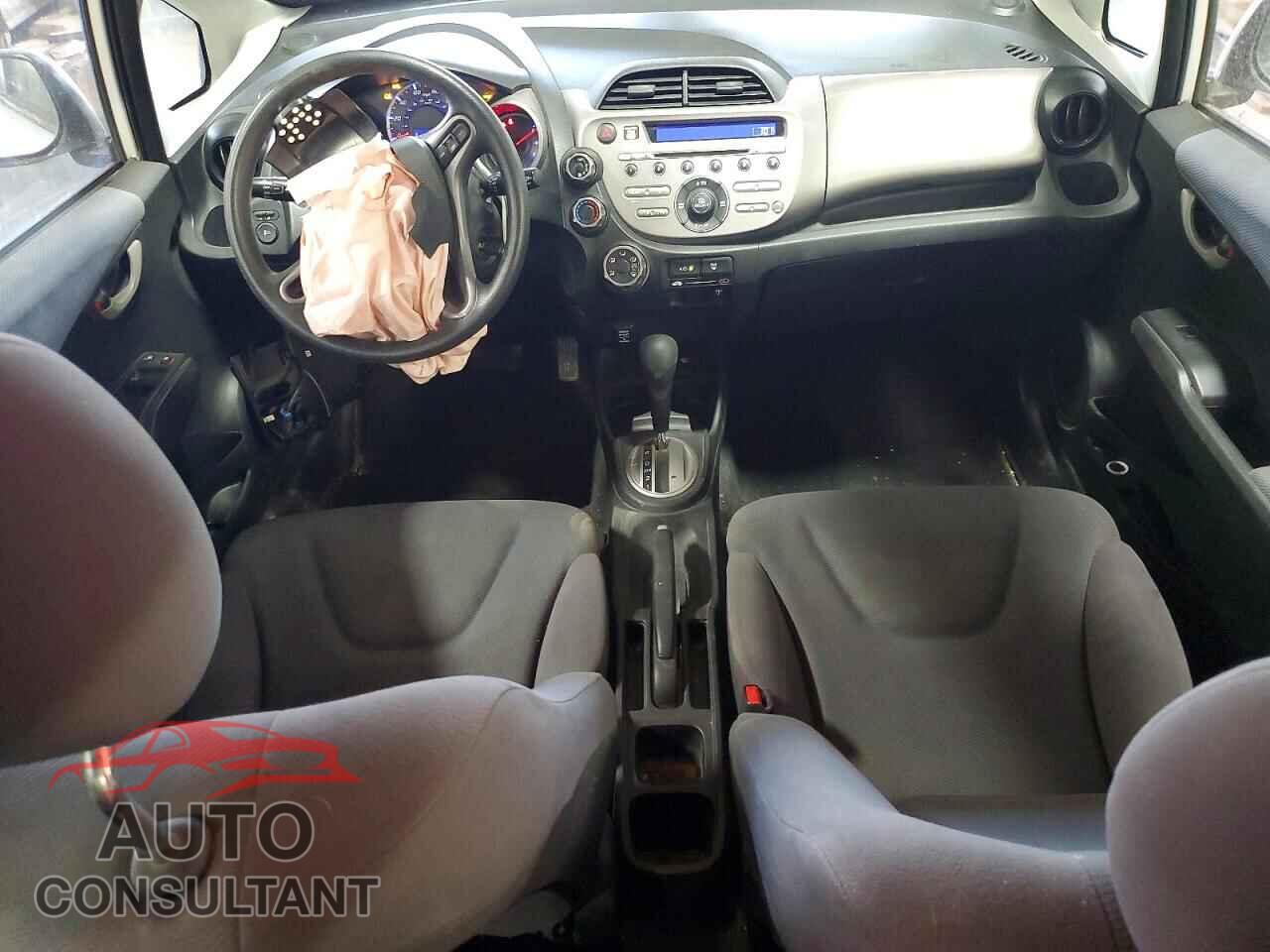 HONDA FIT 2011 - JHMGE8H32BC025298