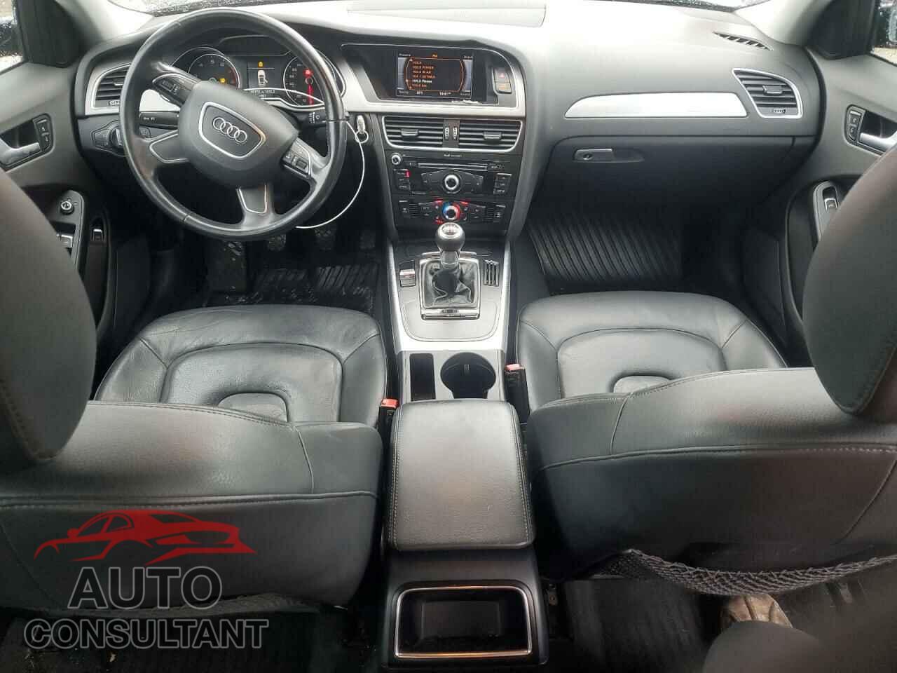AUDI A4 2013 - WAUDFAFL5DA157897