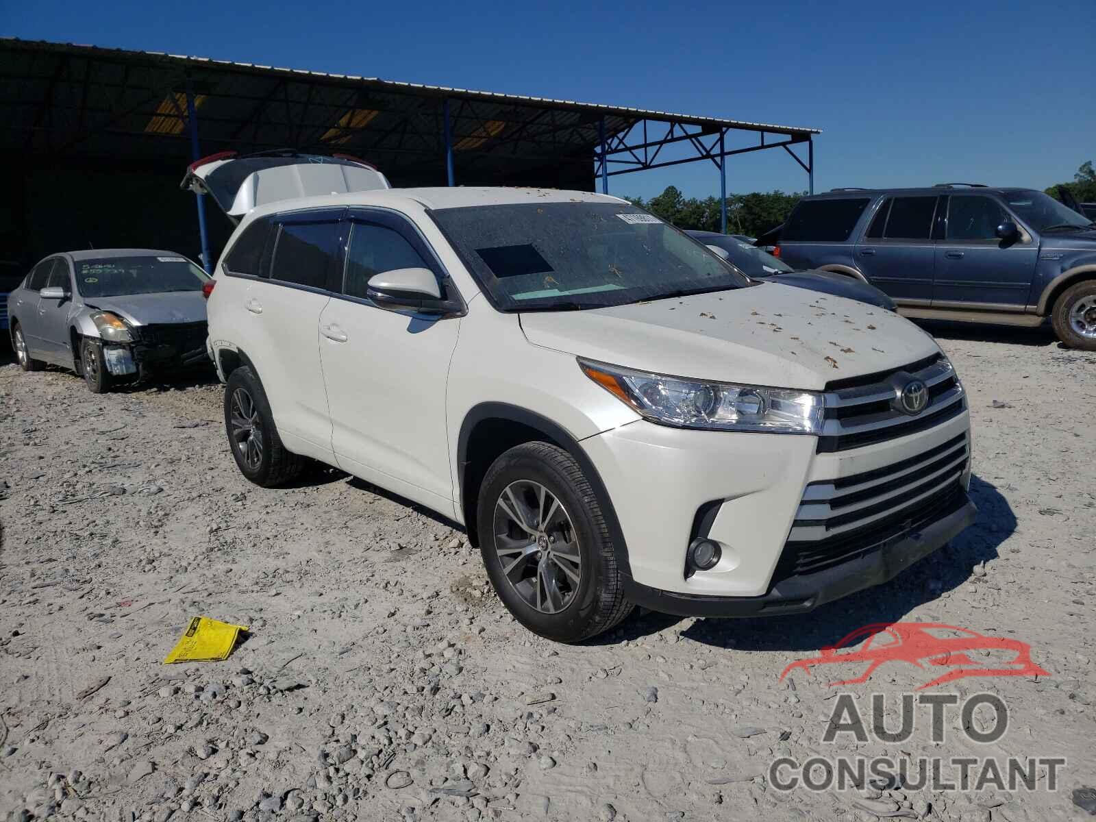 TOYOTA HIGHLANDER 2017 - 5TDBZRFH5HS444788