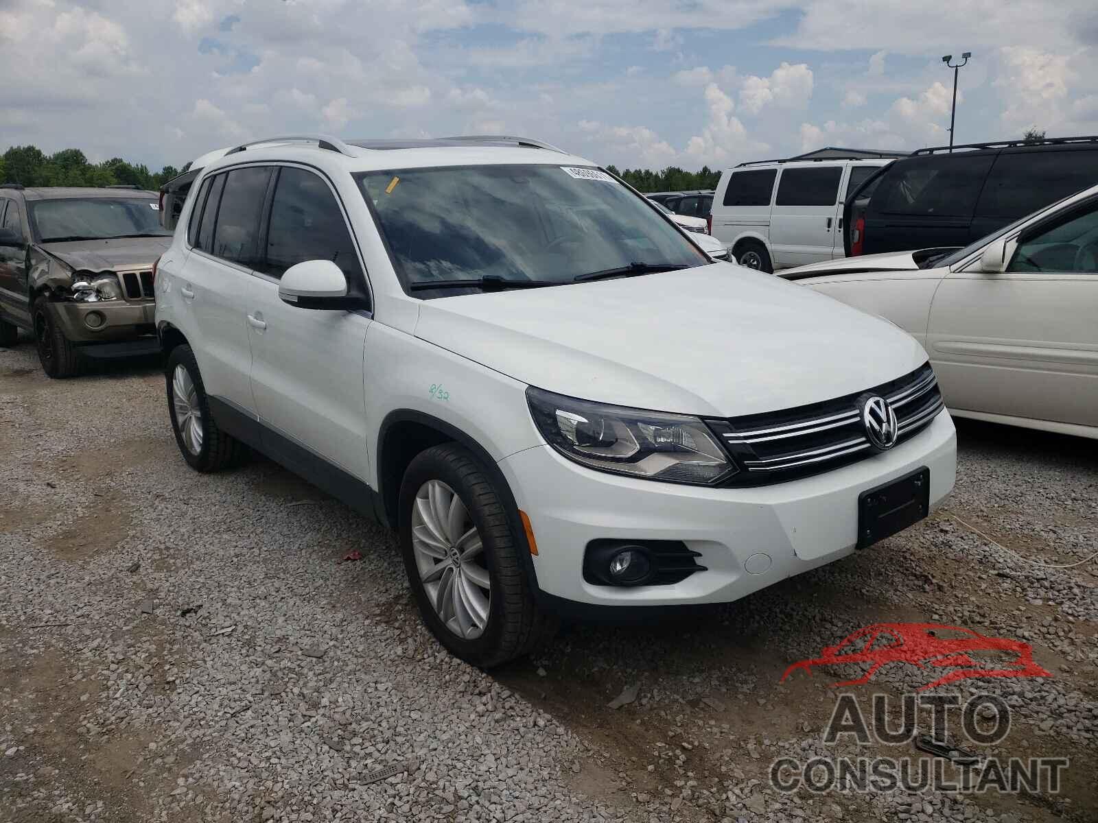 VOLKSWAGEN TIGUAN 2016 - WVGAV7AX2GW606073