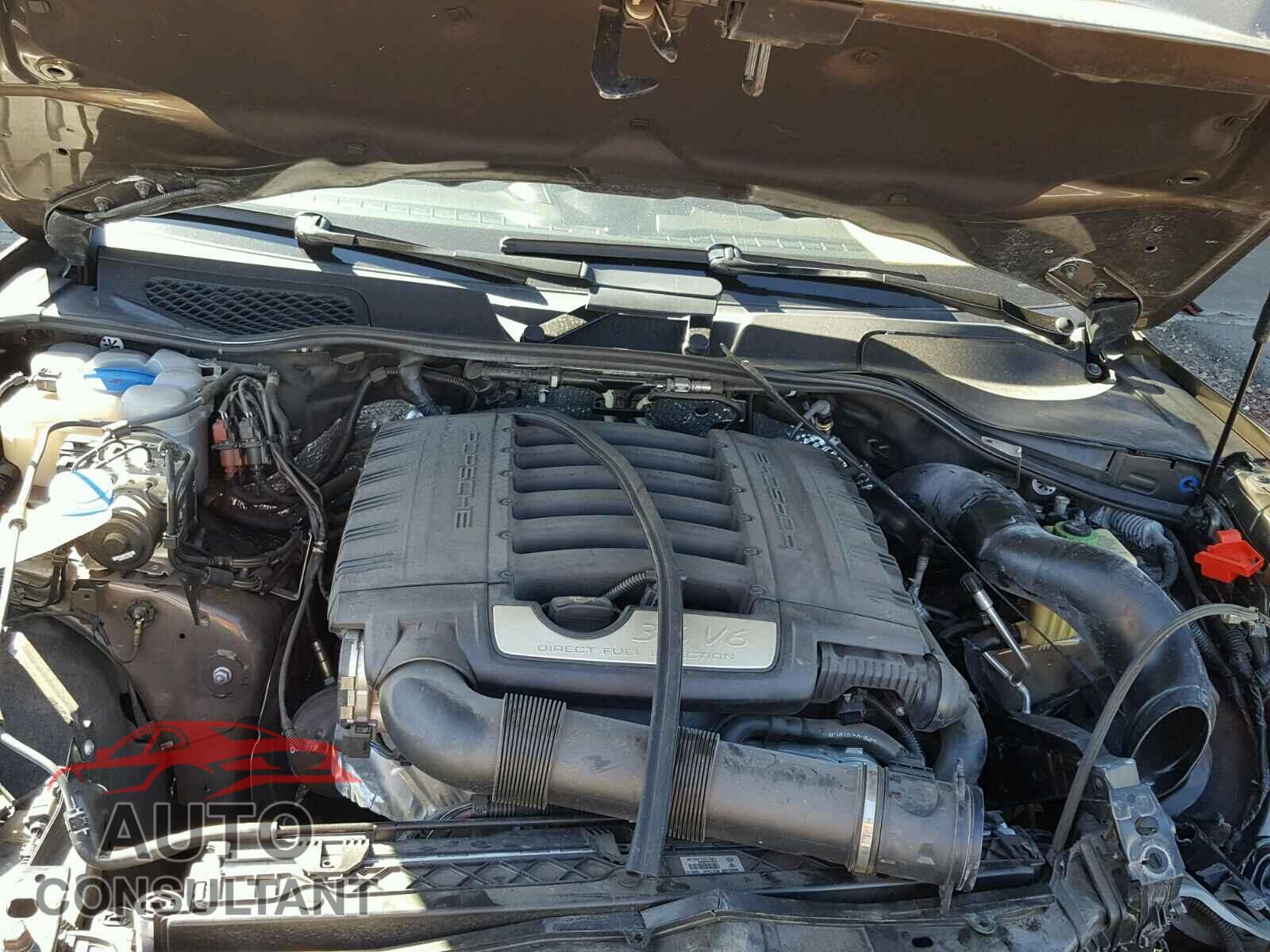PORSCHE CAYENNE 2016 - WP1AA2A22GLA06595