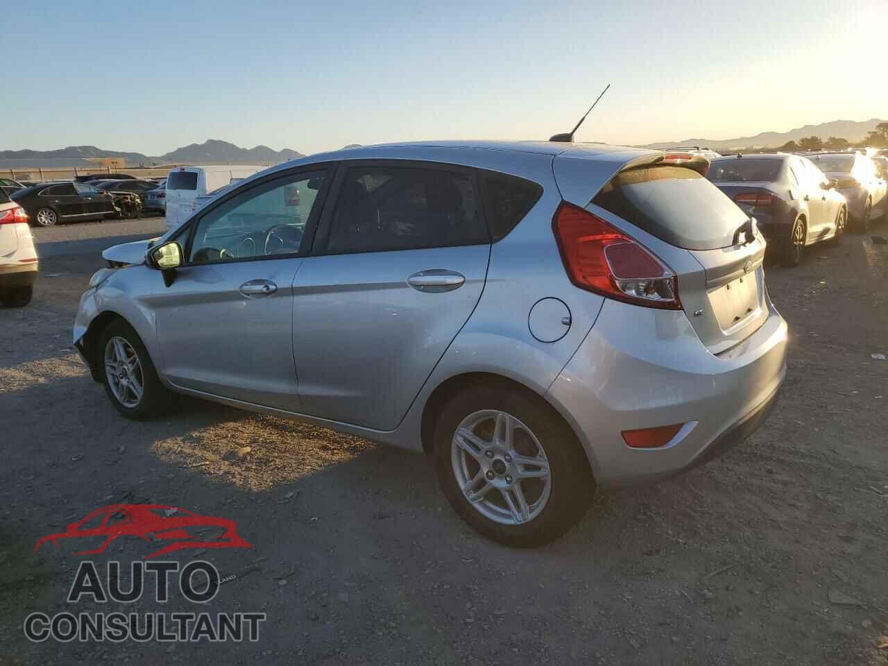 FORD FIESTA 2017 - 3FADP4EJ9HM104443