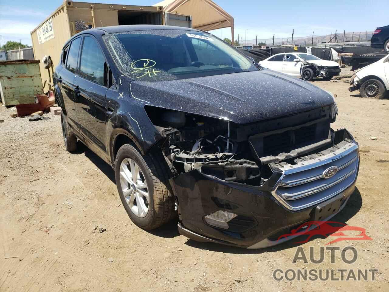 FORD ESCAPE 2018 - 1FMCU0GD7JUC60475
