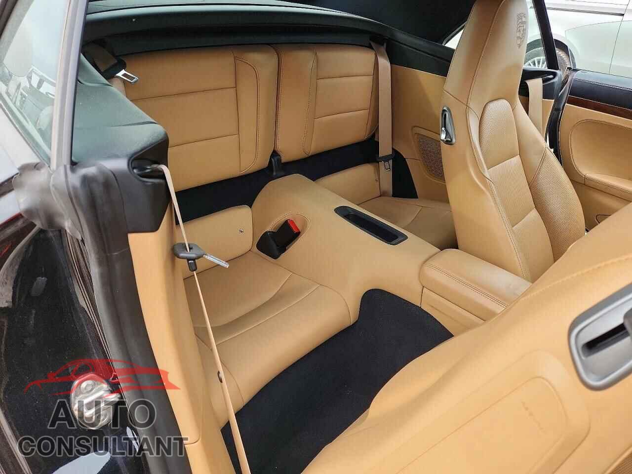 PORSCHE 911 2017 - WP0CA2A94HS141866