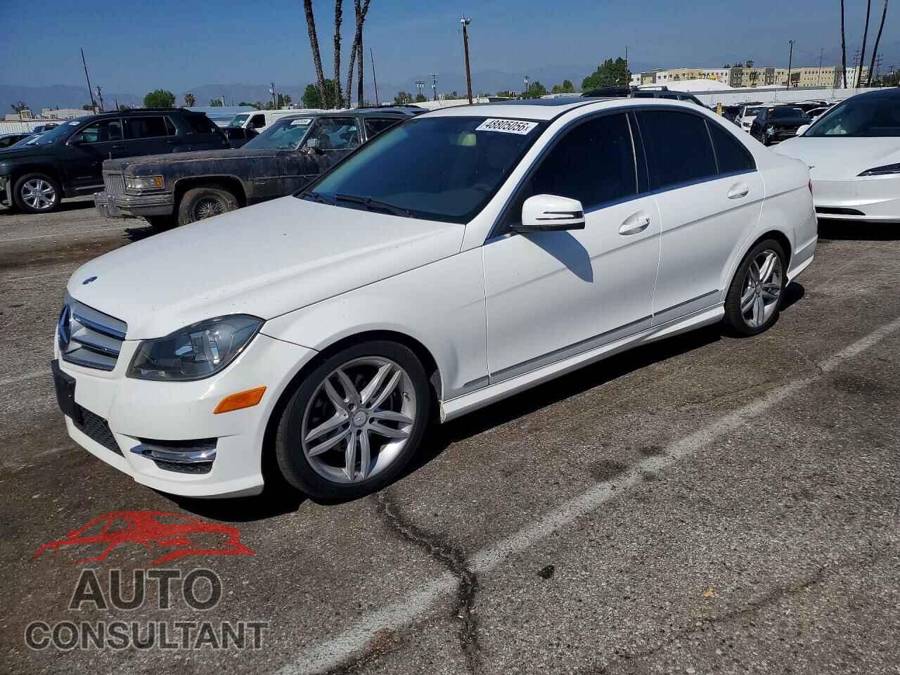 MERCEDES-BENZ C-CLASS 2013 - WDDGF4HB9DR265064