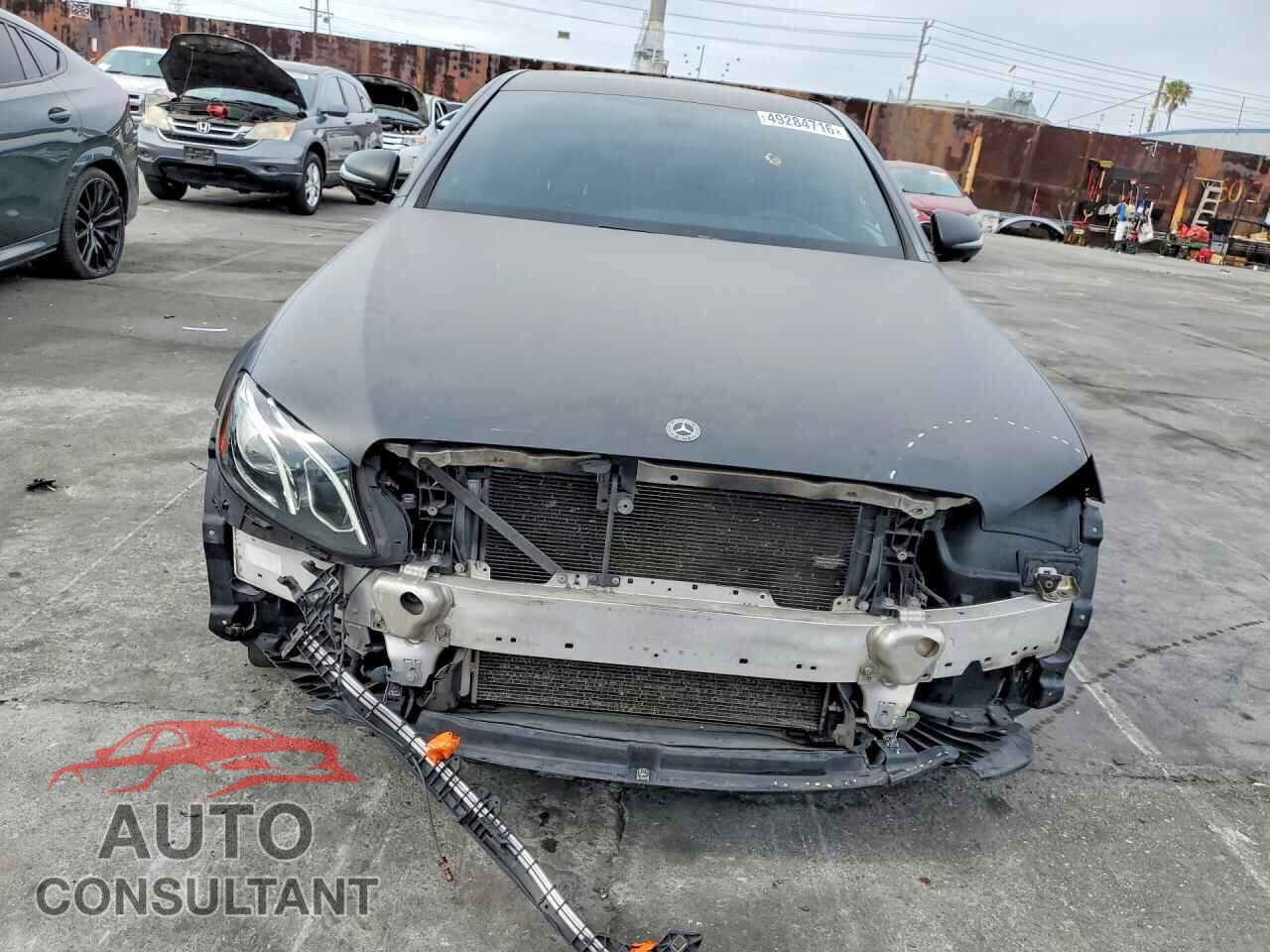 MERCEDES-BENZ E-CLASS 2020 - WDDZF8DB0LA710620