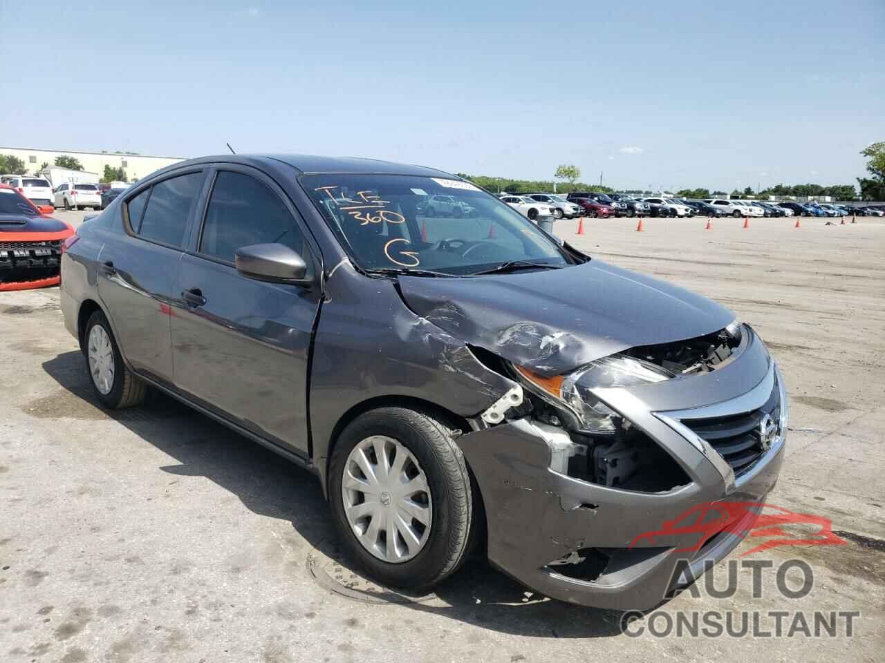 NISSAN VERSA 2018 - 3N1CN7AP7JL808548