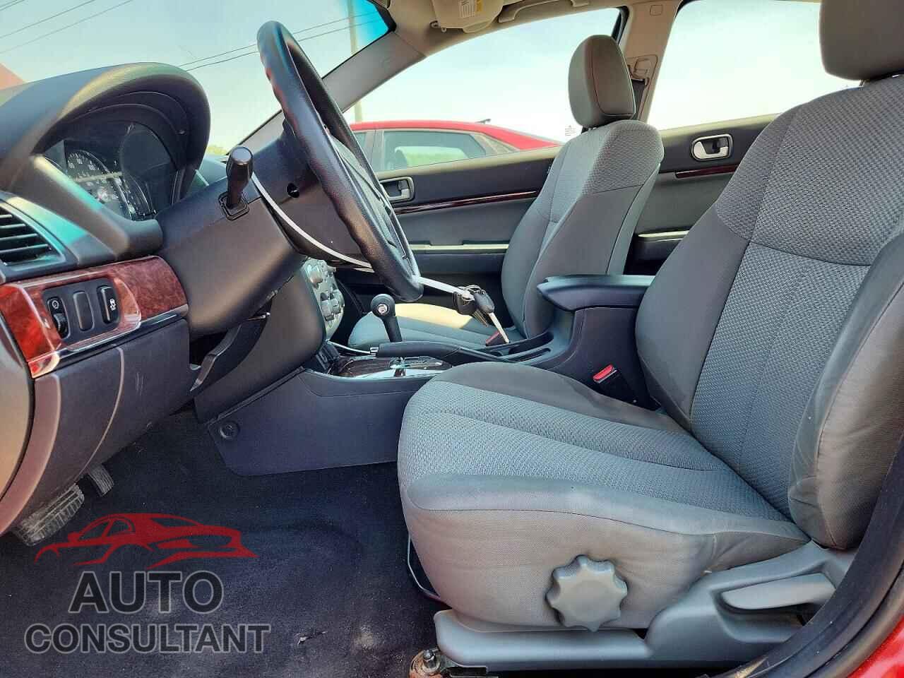 MITSUBISHI GALANT 2011 - 4A32B3FF5BE015628