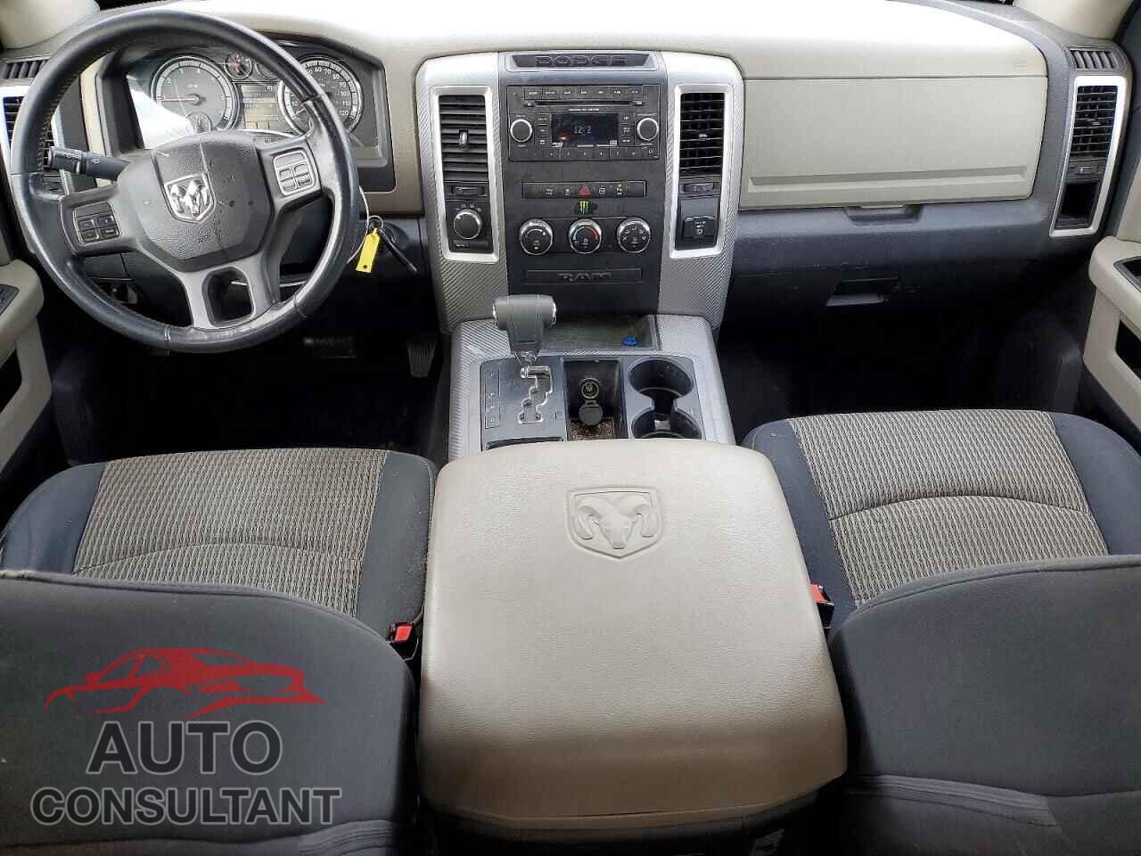 DODGE RAM 1500 2012 - 1C6RD7LT9CS203673
