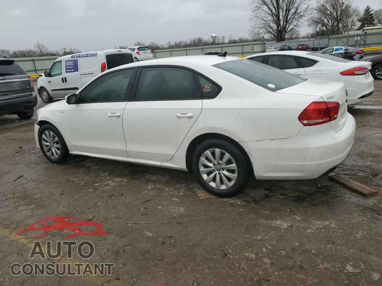 VOLKSWAGEN PASSAT 2015 - 1VWAT7A37FC019890