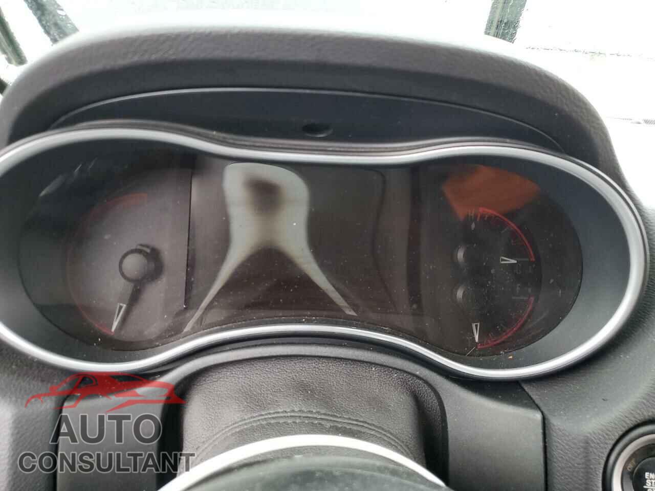 DODGE DURANGO 2019 - 1C4RDJEG7KC798585