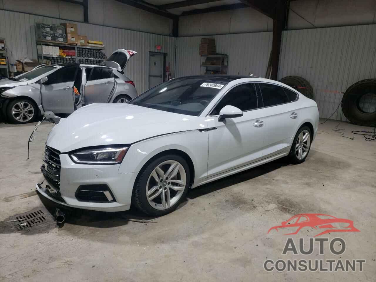 AUDI A5 2019 - WAUBNCF55KA098886